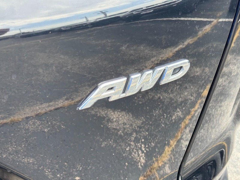 Honda CR-V Vehicle Image 12