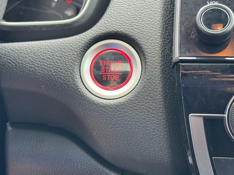 Honda CR-V Vehicle Image 29