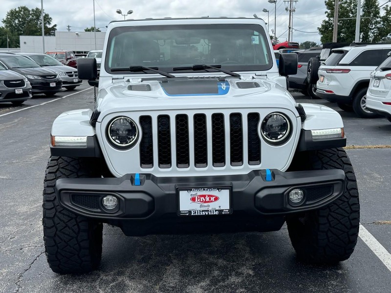 Jeep Wrangler 4xe Vehicle Image 10
