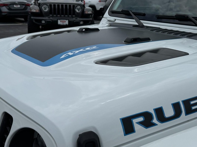 Jeep Wrangler 4xe Vehicle Image 11