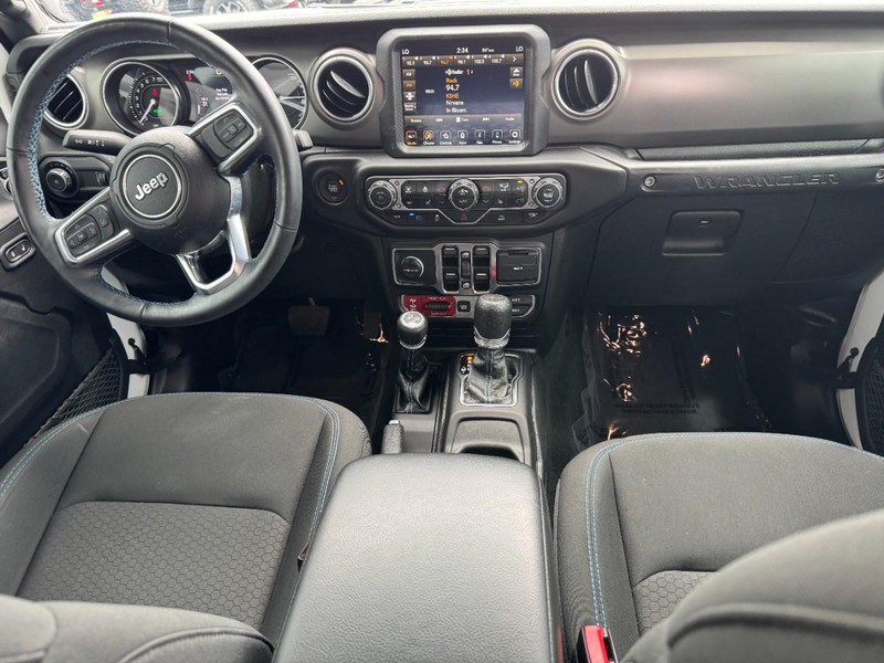 Jeep Wrangler 4xe Vehicle Image 21