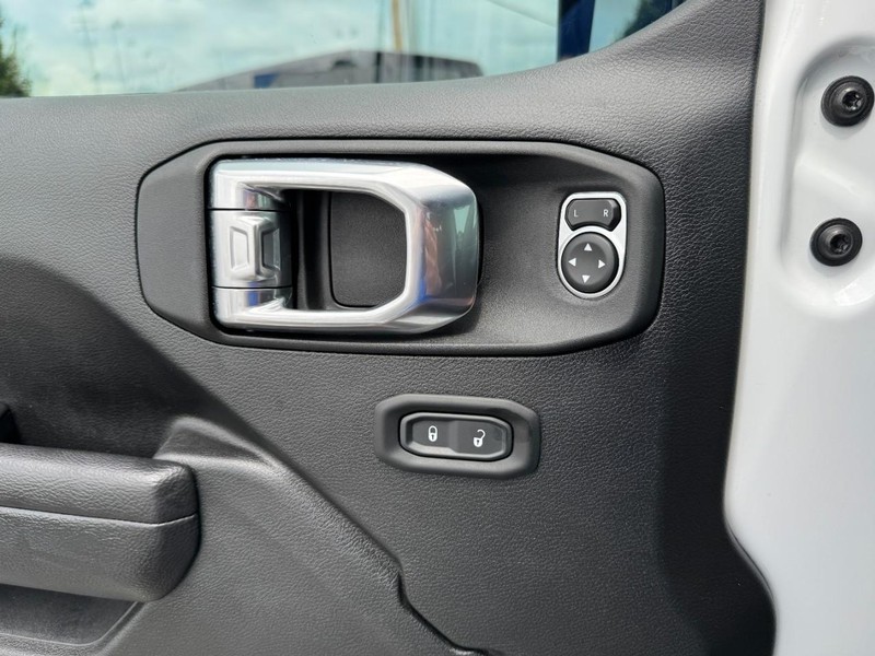 Jeep Wrangler 4xe Vehicle Image 26