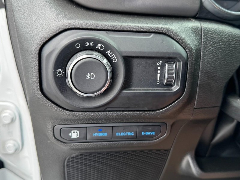 Jeep Wrangler 4xe Vehicle Image 27