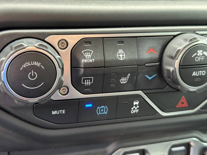 Jeep Wrangler 4xe Vehicle Image 33