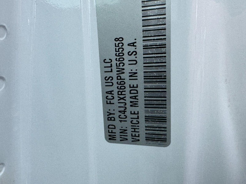 Jeep Wrangler 4xe Vehicle Image 39