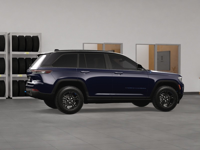 Jeep Grand Cherokee 4xe Vehicle Image 08