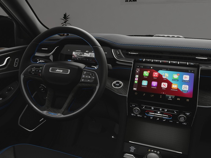Jeep Grand Cherokee 4xe Vehicle Image 21