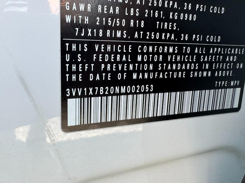 Volkswagen Taos Vehicle Image 36