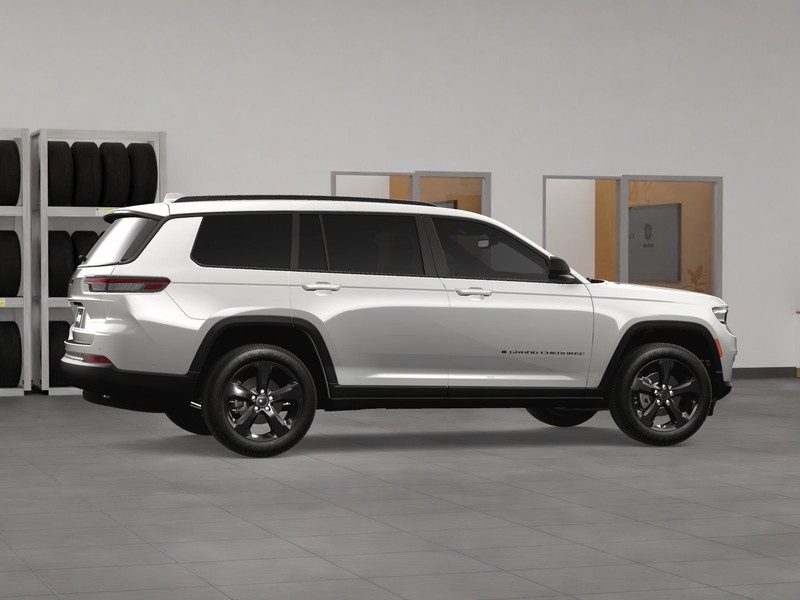 Jeep Grand Cherokee L Vehicle Image 04