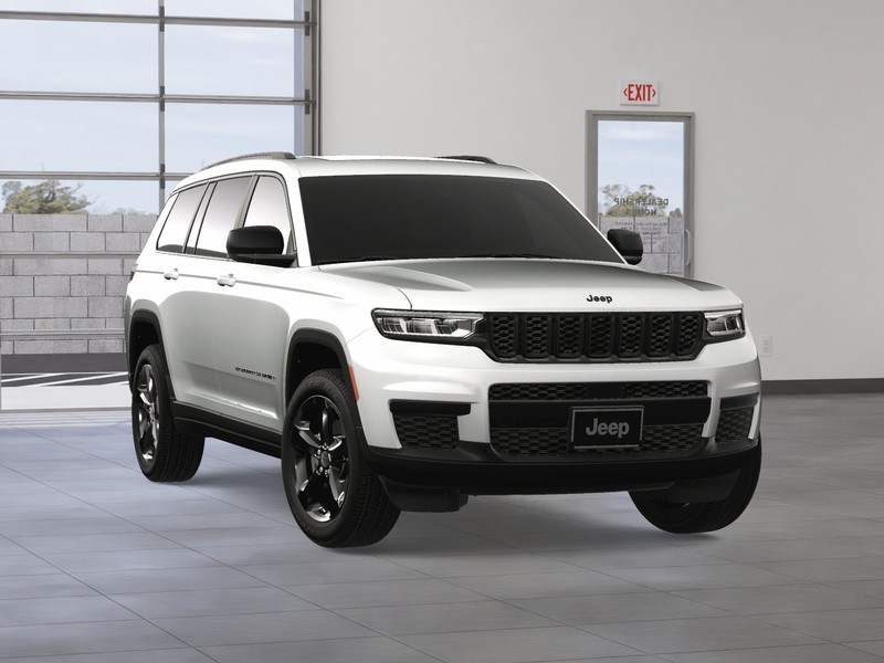 Jeep Grand Cherokee L Vehicle Image 08
