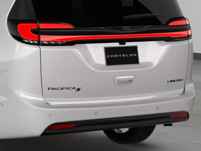 Chrysler Pacifica Vehicle Image 19