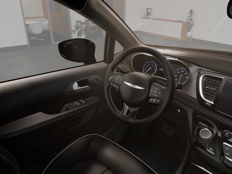 Chrysler Pacifica Vehicle Image 23
