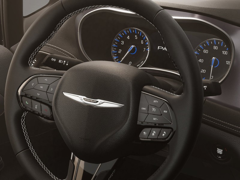 Chrysler Pacifica Vehicle Image 25