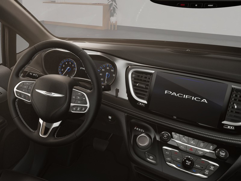 Chrysler Pacifica Vehicle Image 21