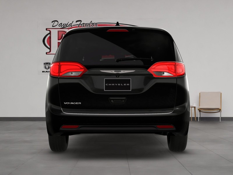 Chrysler Voyager Vehicle Image 13