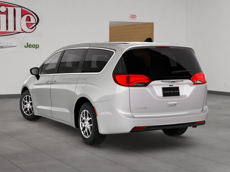 Chrysler Voyager Vehicle Image 04