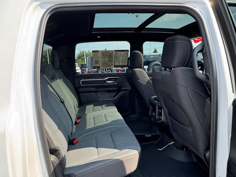 Ram 1500 Vehicle Image 19