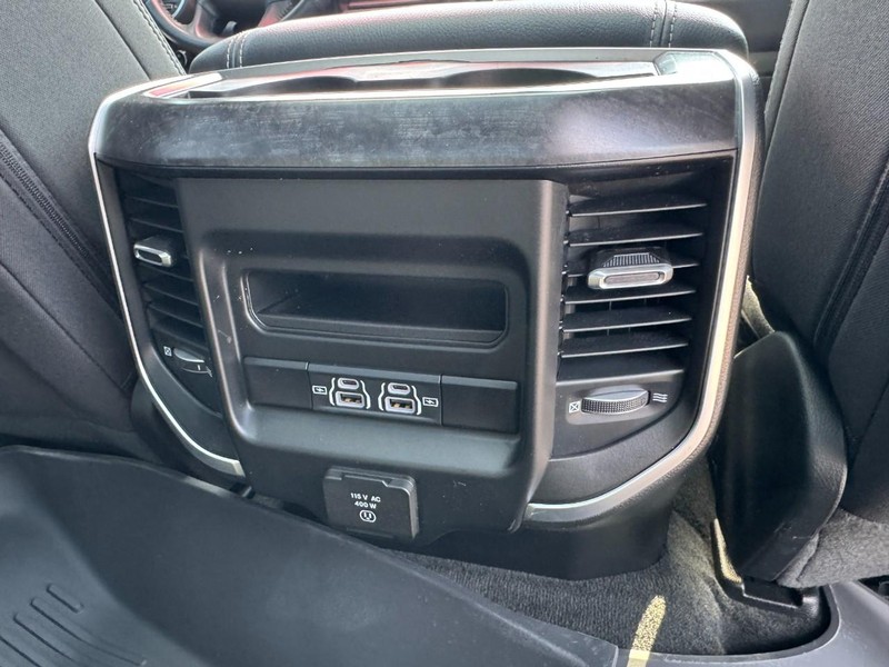 Ram 1500 Vehicle Image 21