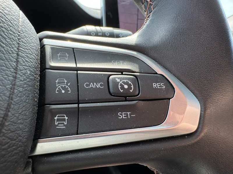 Jeep Compass Vehicle Image 26