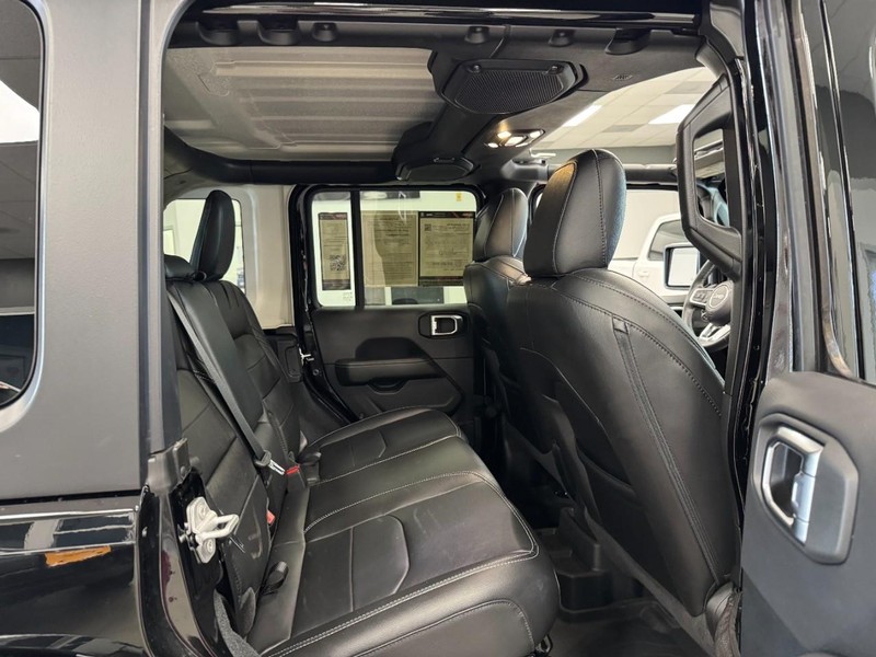 Jeep Wrangler 4xe Vehicle Image 19