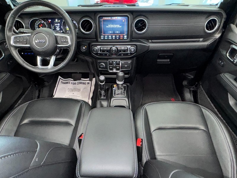Jeep Wrangler 4xe Vehicle Image 21