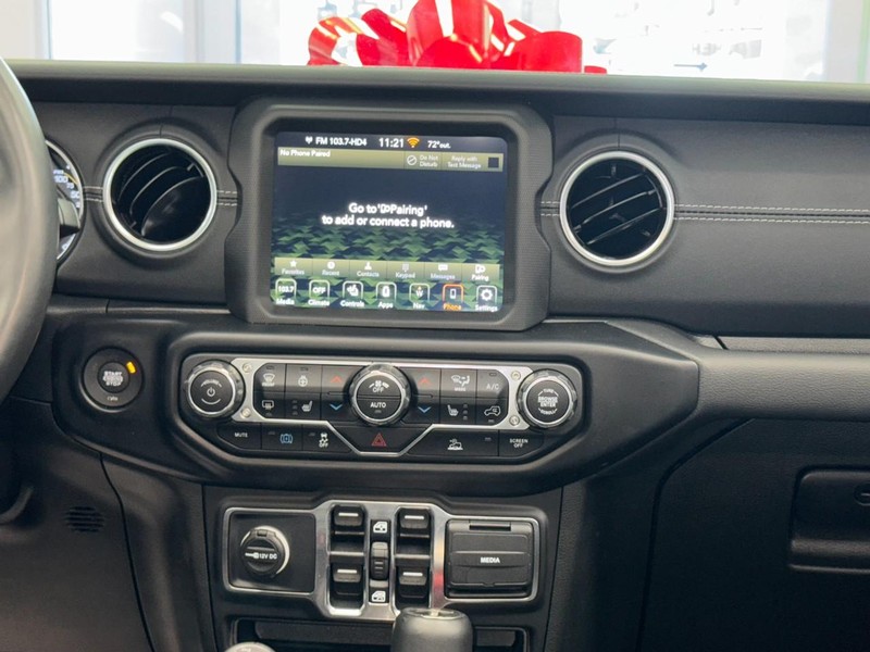 Jeep Wrangler 4xe Vehicle Image 23