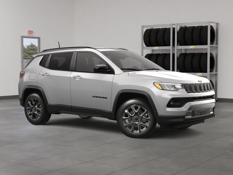 Jeep Compass Vehicle Image 09