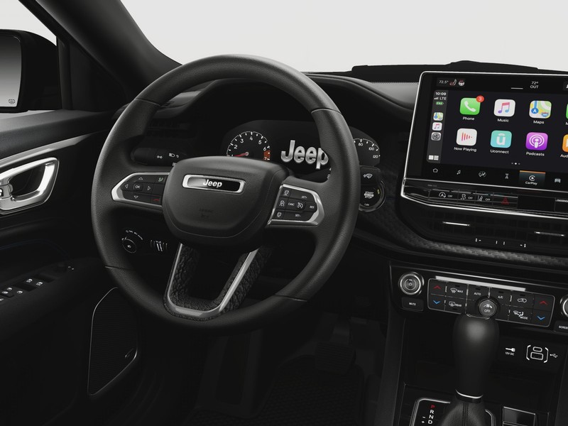 Jeep Compass Vehicle Image 22