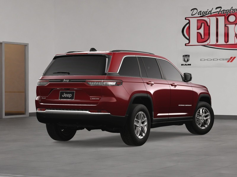 Jeep Grand Cherokee Vehicle Image 07