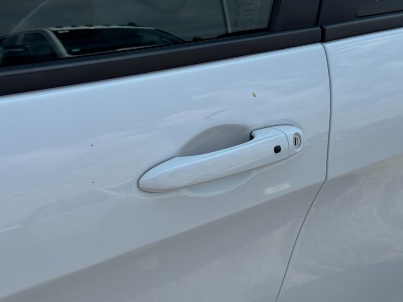 Jeep Cherokee Vehicle Image 14