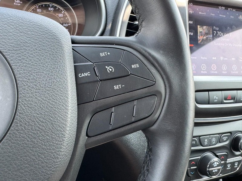 Jeep Cherokee Vehicle Image 29
