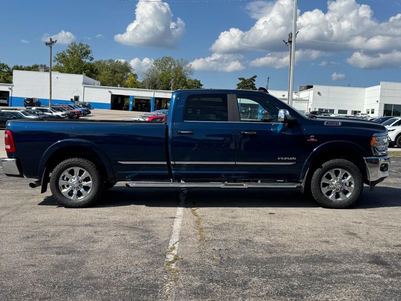 Ram 3500 Vehicle Image 02