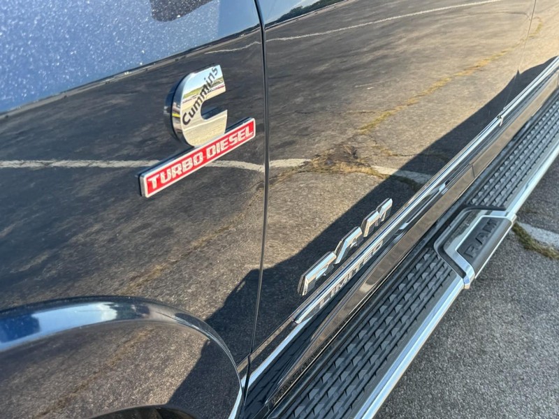 Ram 3500 Vehicle Image 13