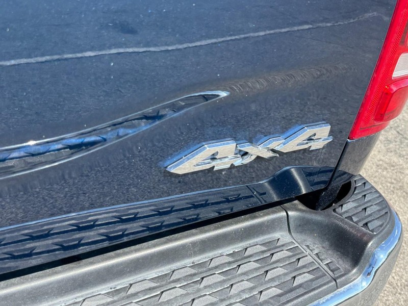 Ram 3500 Vehicle Image 15