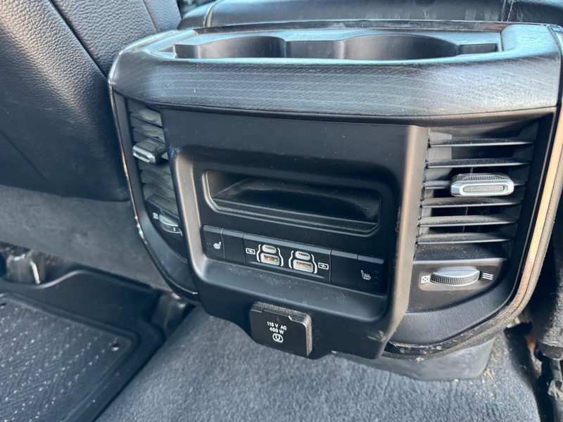 Ram 3500 Vehicle Image 20