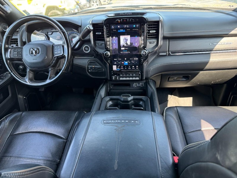 Ram 3500 Vehicle Image 21