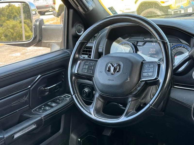 Ram 3500 Vehicle Image 22