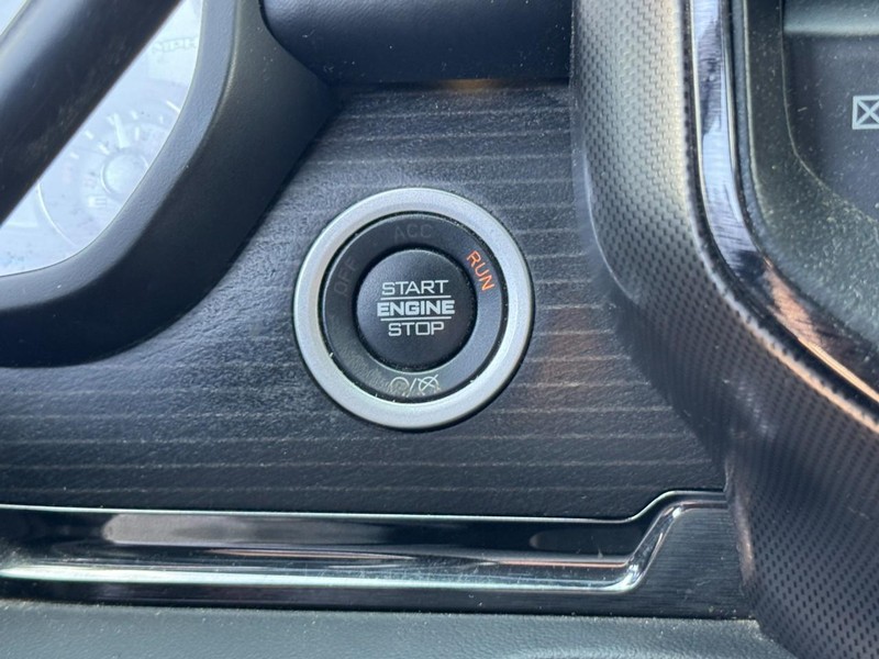 Ram 3500 Vehicle Image 31