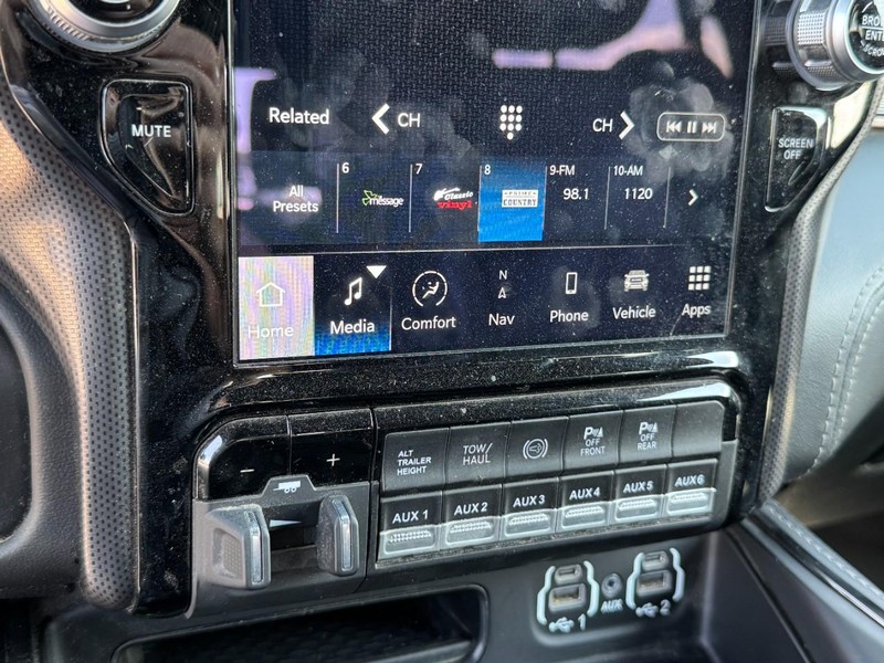 Ram 3500 Vehicle Image 34