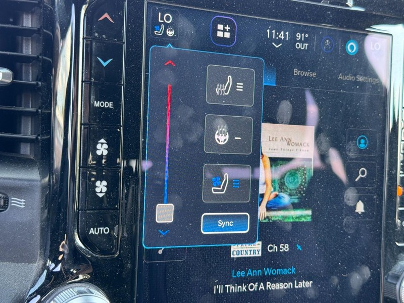 Ram 3500 Vehicle Image 35