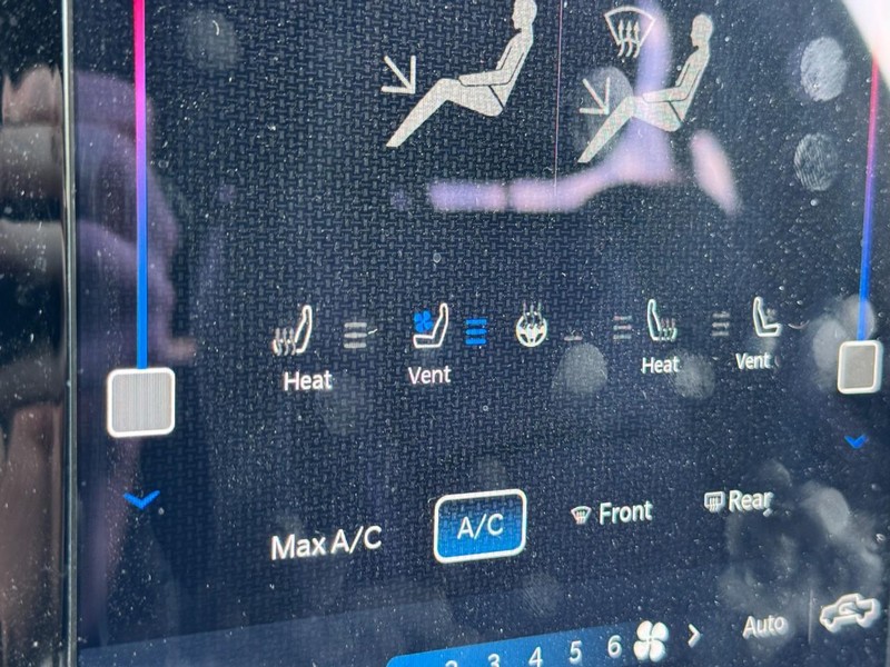 Ram 3500 Vehicle Image 36