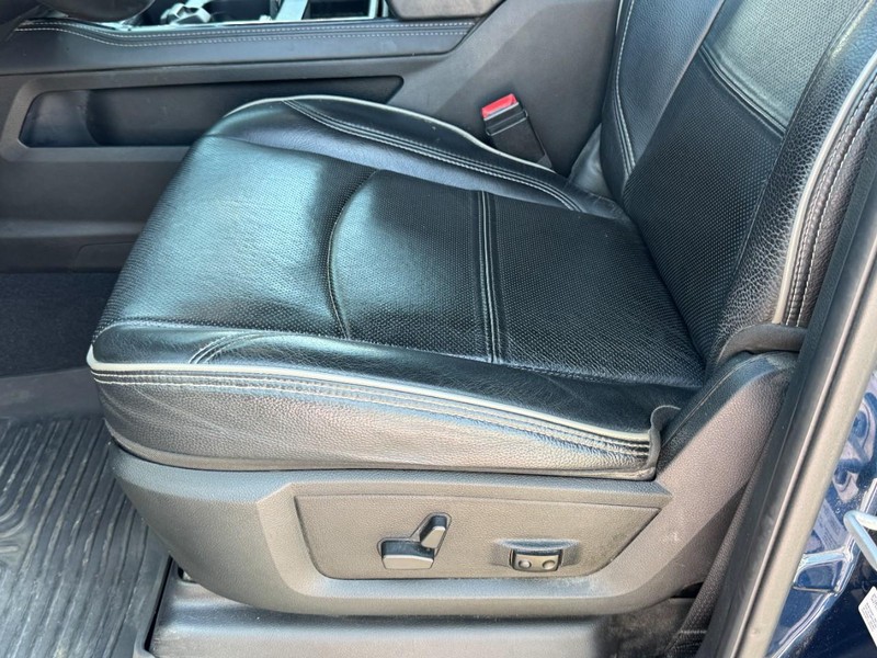 Ram 3500 Vehicle Image 40