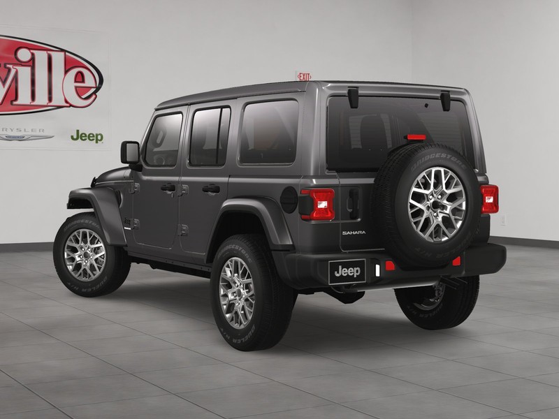 Jeep Wrangler Vehicle Image 02