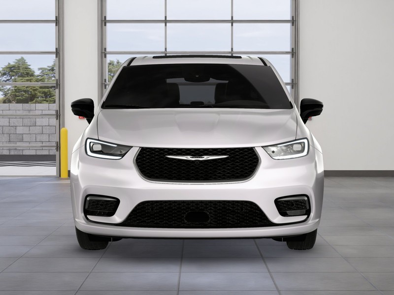 Chrysler Pacifica Vehicle Image 11