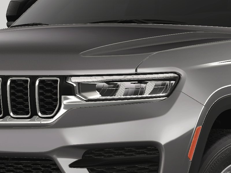 Jeep Grand Cherokee Vehicle Image 15