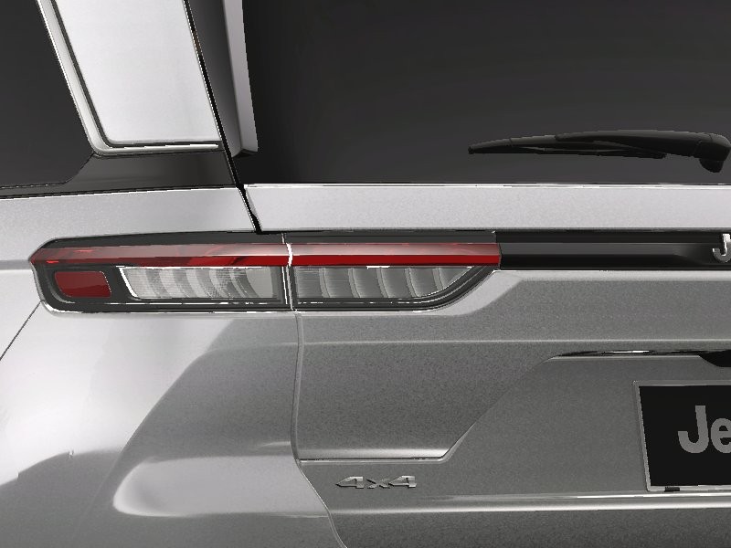 Jeep Grand Cherokee Vehicle Image 15