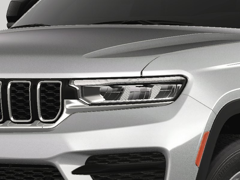 Jeep Grand Cherokee Vehicle Image 16