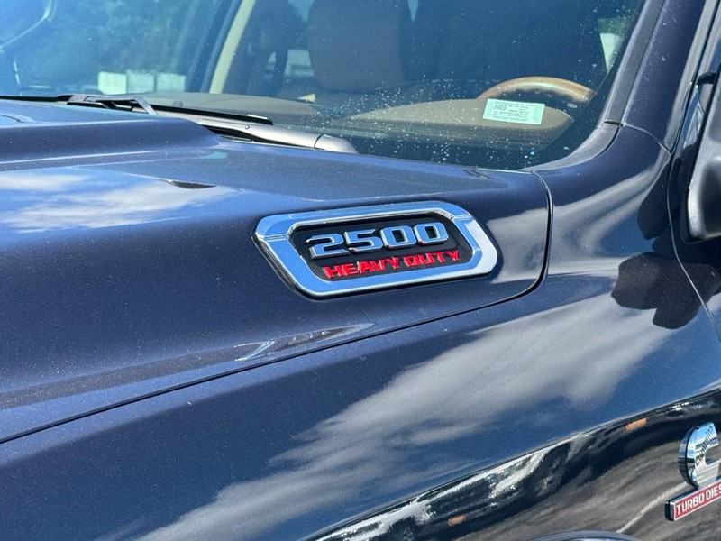 Ram 2500 Vehicle Image 11