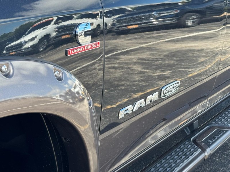 Ram 2500 Vehicle Image 12