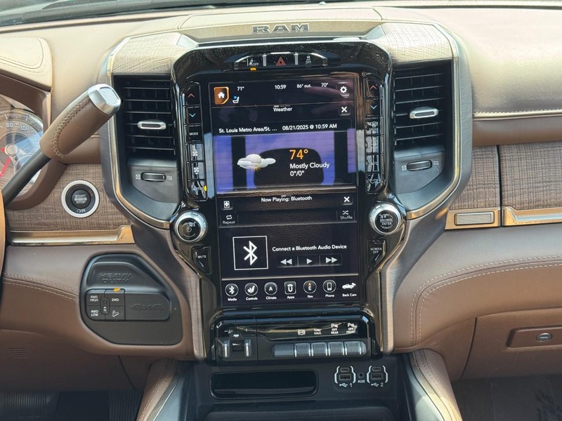 Ram 2500 Vehicle Image 25